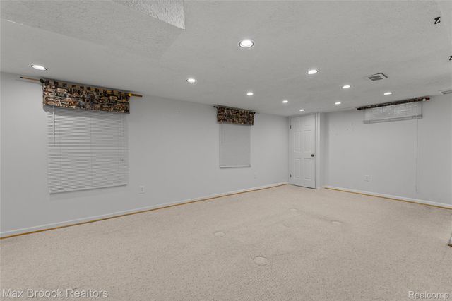 3639 Heatherwood Court, Rochester Hills, MI 48309