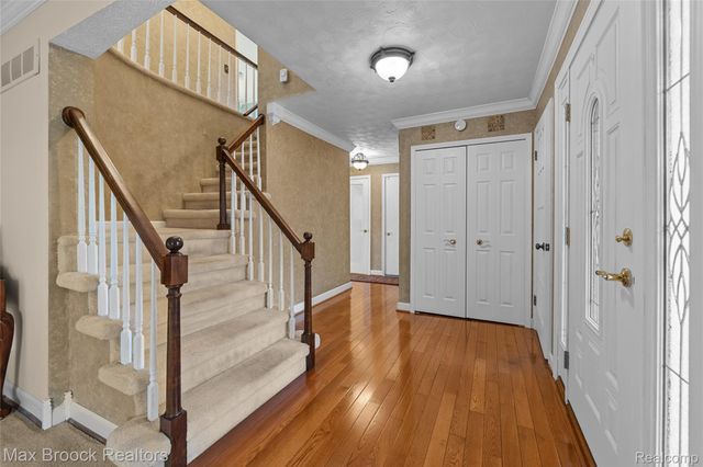 3639 Heatherwood Court, Rochester Hills, MI 48309