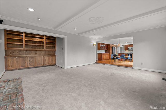 3639 Heatherwood Court, Rochester Hills, MI 48309