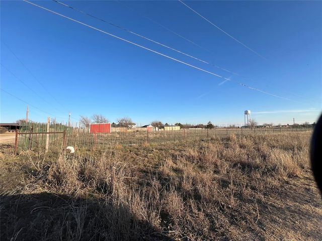 101 S Highland Avenue, Hobart, OK 73651