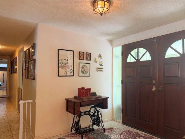 9931 Highcliff, Santa Ana, CA 92705