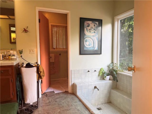 9931 Highcliff, Santa Ana, CA 92705