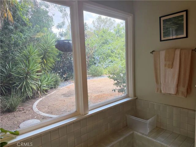 9931 Highcliff, Santa Ana, CA 92705