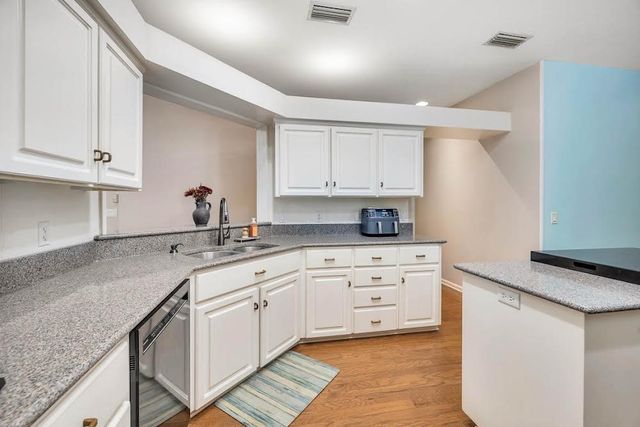 316 Oak Grove Island Drive, Brunswick, GA 31523