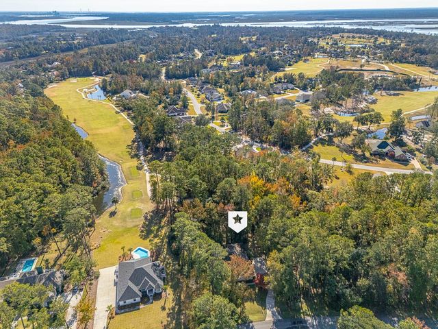 316 Oak Grove Island Drive, Brunswick, GA 31523