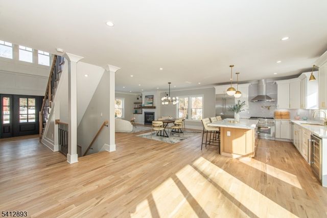 117 Woodlawn Ave, Bridgewater Twp., NJ 08807