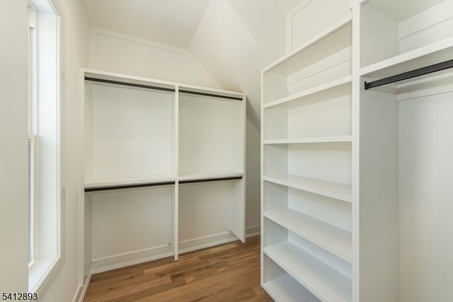 117 Woodlawn Ave, Bridgewater Twp., NJ 08807