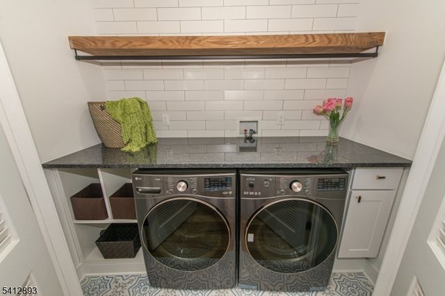 117 Woodlawn Ave, Bridgewater Twp., NJ 08807