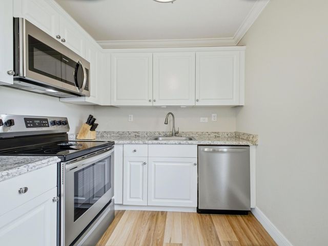 755 Normandy P, Delray Beach, FL 33484