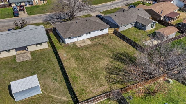 3432 Woodbridge Drive, Forest Hill, TX 76140