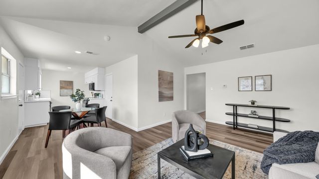 3432 Woodbridge Drive, Forest Hill, TX 76140