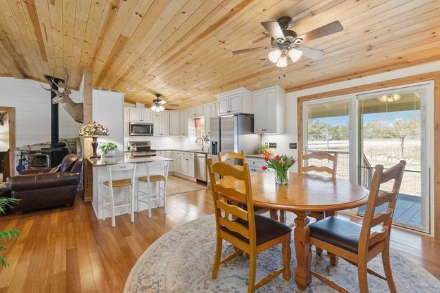 165 Mari-B, Center Point, TX 78010