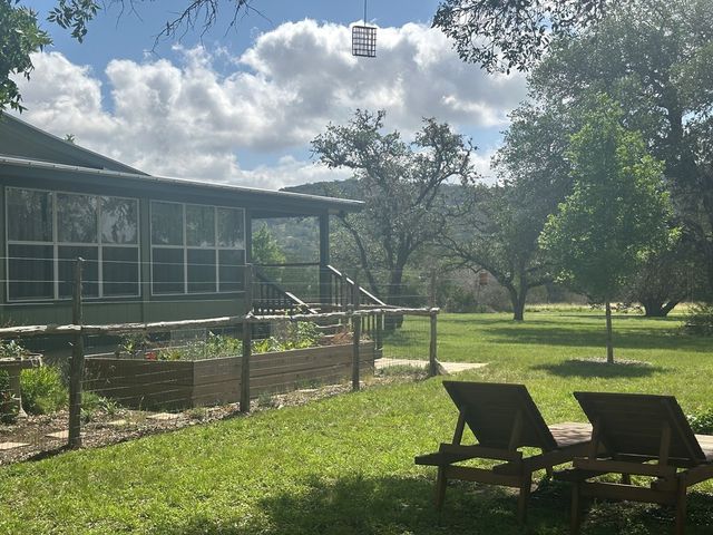 165 Mari-B, Center Point, TX 78010