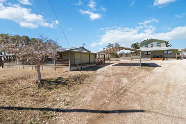 165 Mari-B, Center Point, TX 78010