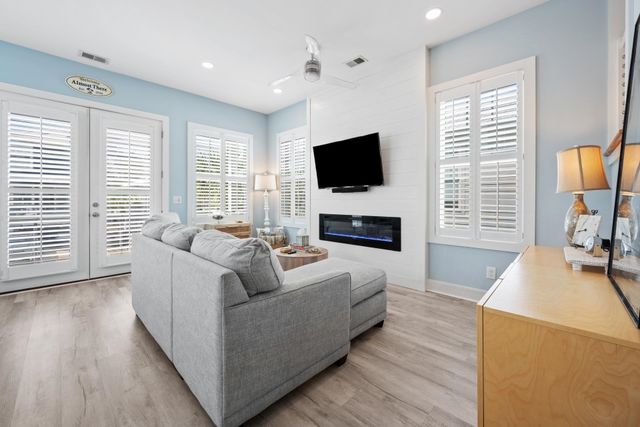 103 Clam Digger Loop, Pawleys Island, SC 29585