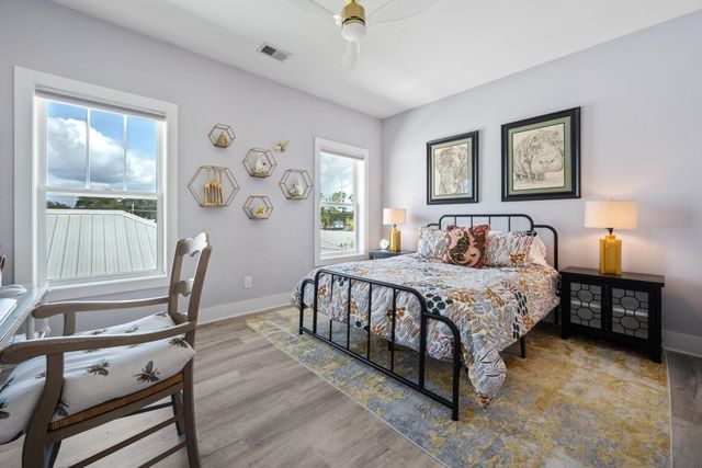 103 Clam Digger Loop, Pawleys Island, SC 29585