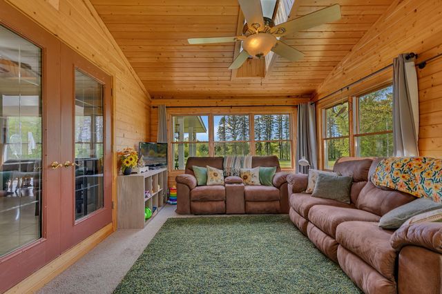 20714 Nowthen Boulevard NW, Elk River, MN 55330