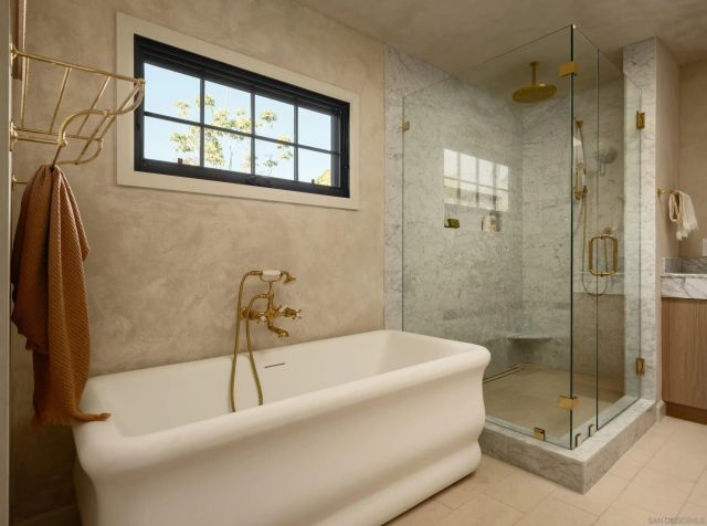 8901 Nottingham Place, La Jolla, CA 92037