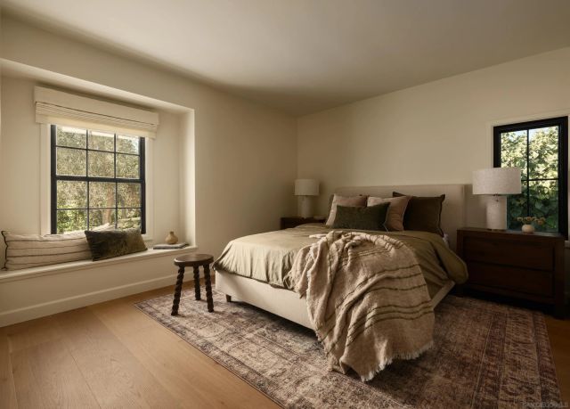 8901 Nottingham Place, La Jolla, CA 92037