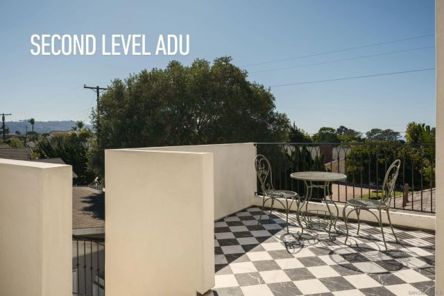 8901 Nottingham Place, La Jolla, CA 92037