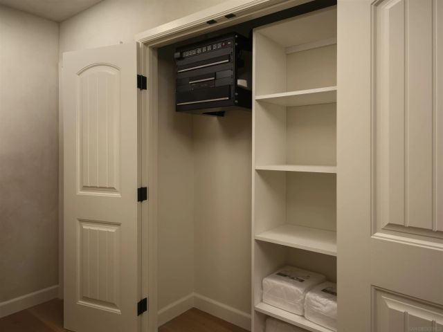 8901 Nottingham Place, La Jolla, CA 92037