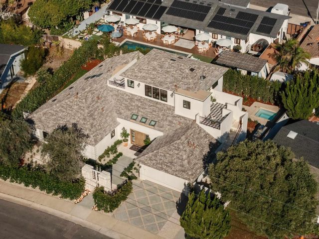 8901 Nottingham Place, La Jolla, CA 92037