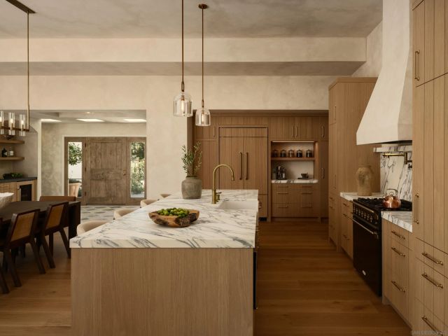 8901 Nottingham Place, La Jolla, CA 92037