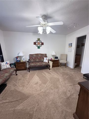 2600 Symphony Park Drive, Bryan, TX 77802