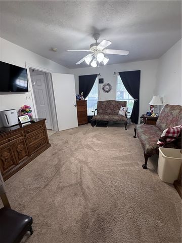 2600 Symphony Park Drive, Bryan, TX 77802
