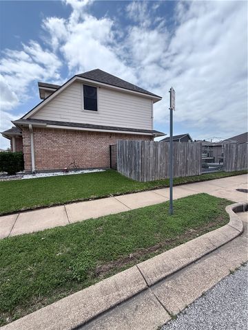 2600 Symphony Park Drive, Bryan, TX 77802