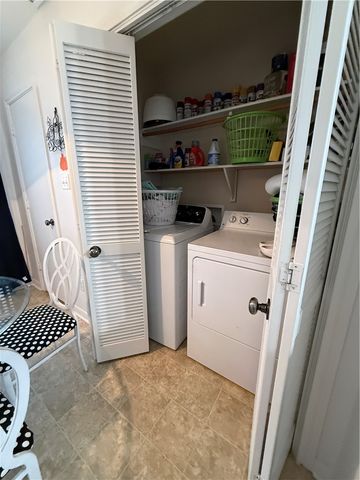2600 Symphony Park Drive, Bryan, TX 77802