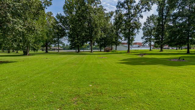 2520 Homewood Avenue, Paducah, KY 42003