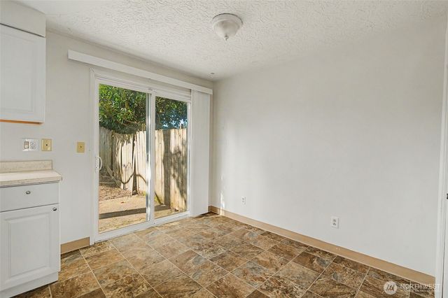 911 W 29th Street, Vancouver, WA 98660