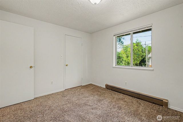 911 W 29th Street, Vancouver, WA 98660