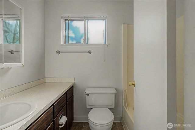 911 W 29th Street, Vancouver, WA 98660