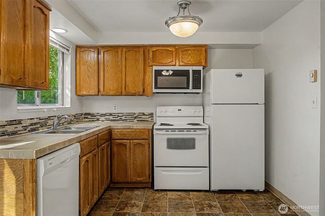 911 W 29th Street, Vancouver, WA 98660