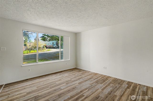 911 W 29th Street, Vancouver, WA 98660