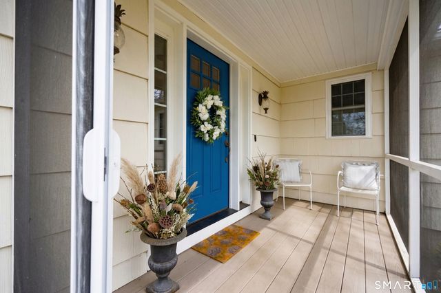 23 Meadowood Lane, Old Saybrook, CT 06475