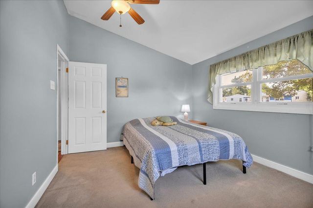 569 N COLES AVE, Maple Shade, NJ 08052