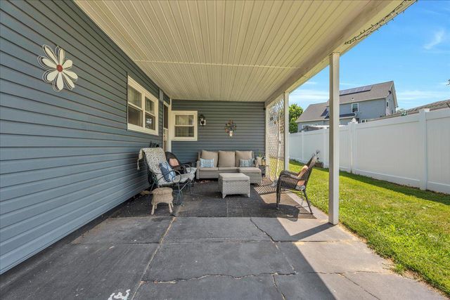 569 N COLES AVE, Maple Shade, NJ 08052