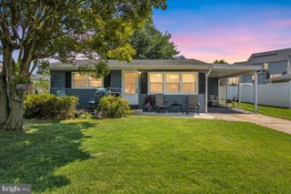 569 N COLES AVE, Maple Shade, NJ 08052
