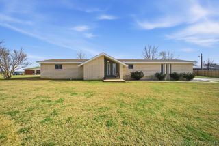 18100 E 96th Street, Broken Arrow, OK 74012