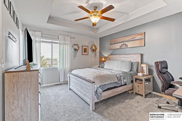 13928 Iowa Street, Omaha, NE 68142