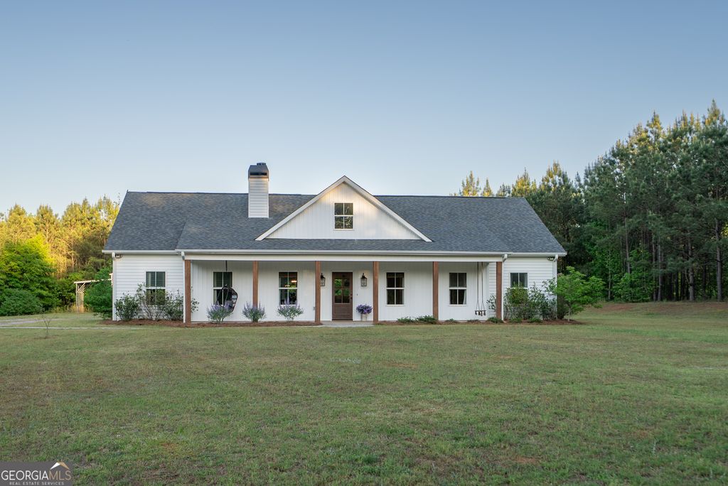 1281 Chilton Woods Road, Rutledge, GA 30663