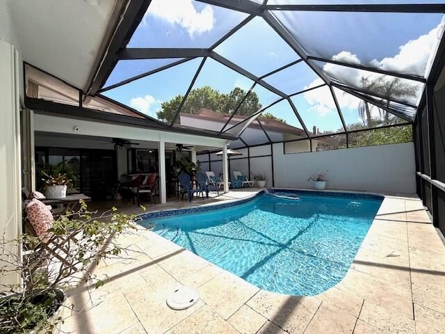 665 Hollows Circle, Deerfield Beach, FL 33442