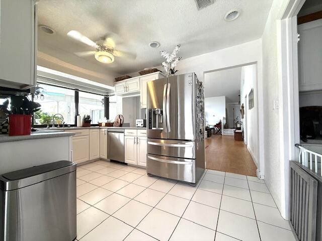 665 Hollows Circle, Deerfield Beach, FL 33442