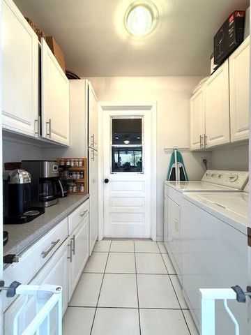 665 Hollows Circle, Deerfield Beach, FL 33442