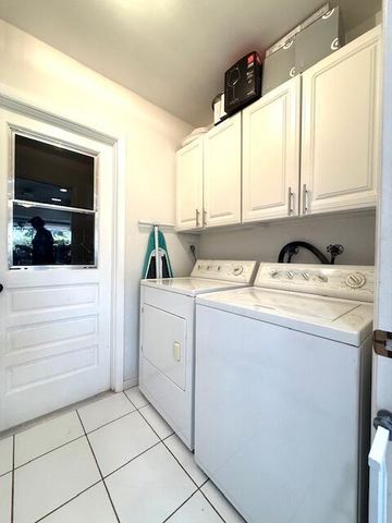 665 Hollows Circle, Deerfield Beach, FL 33442