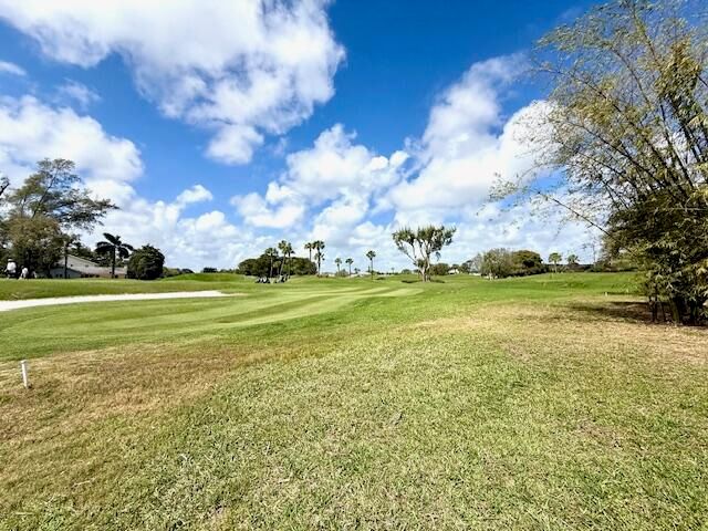 665 Hollows Circle, Deerfield Beach, FL 33442