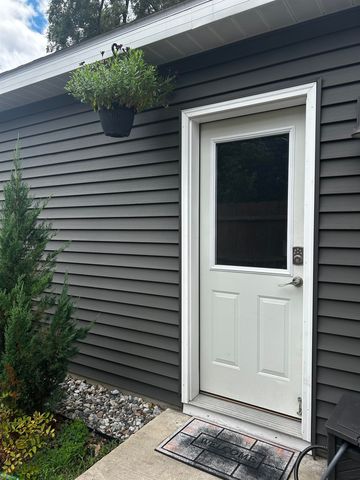 152 E Fourteenth Street, Traverse City, MI 49684